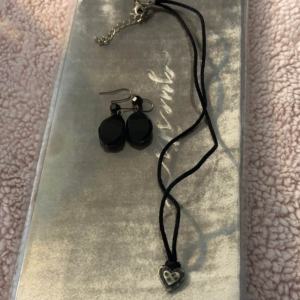 Final price 🙏🏻Sterling heart charm on blk silk cord and blk onyx earrings
